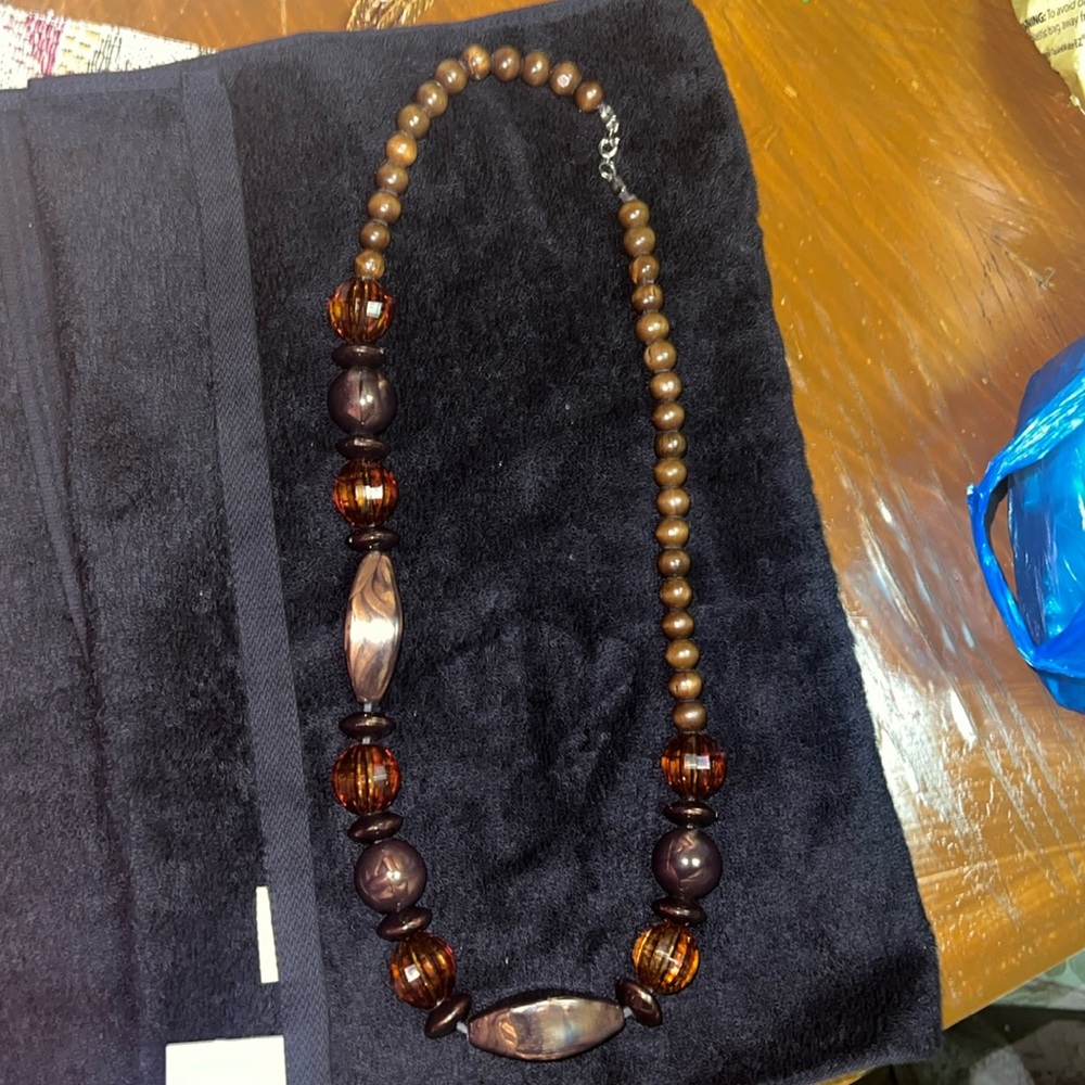 Beads necklace